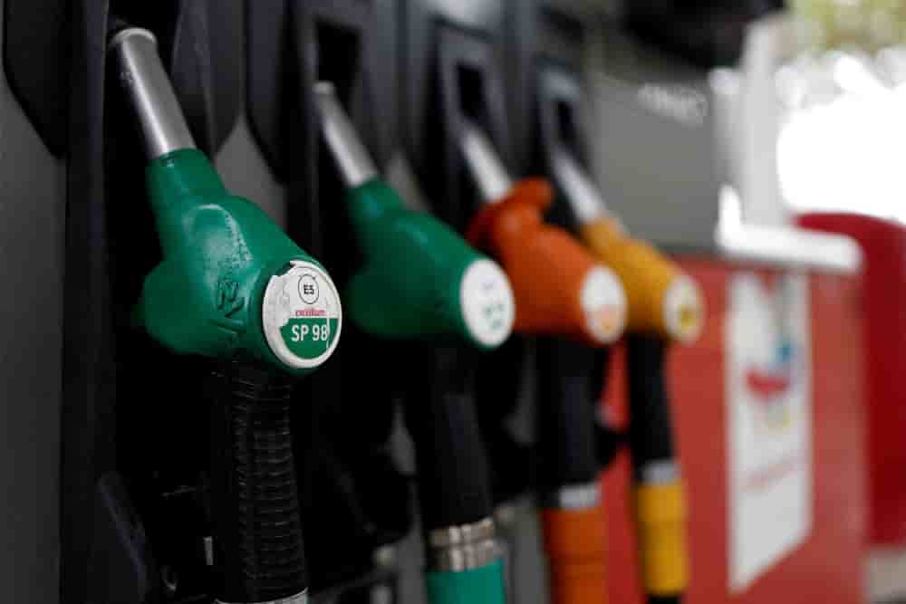 L'Europe observe avec inquiétude le resserrement de l'offre mondiale sur certains produits pétroliers.