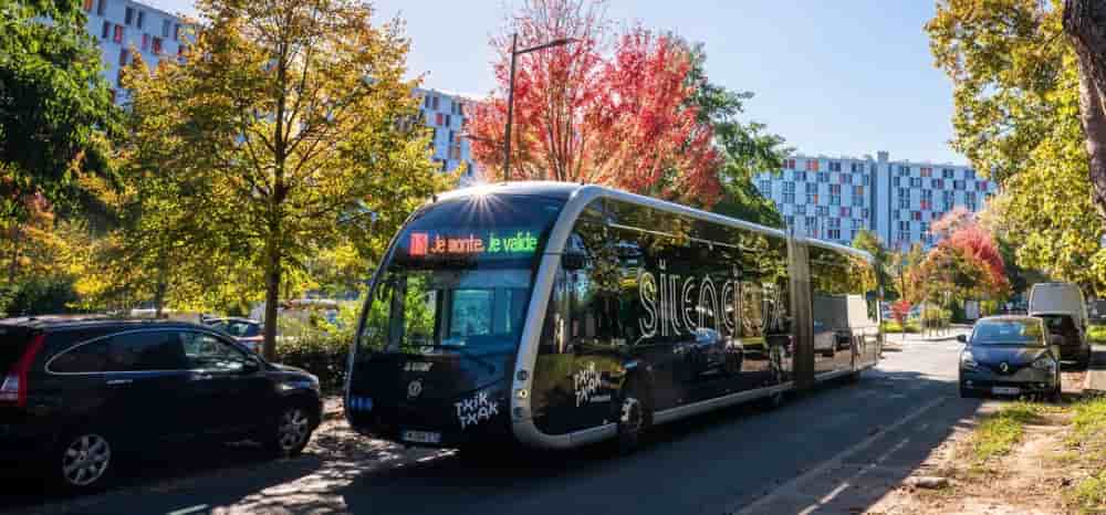 RATP Dev opère depuis 2024 les 30 lignes de bus du réseau Txik Txak de la Communauté d’agglomération du Pays basque.