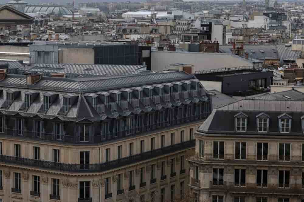 Des immeubles d’appartements résidentiels à Paris.