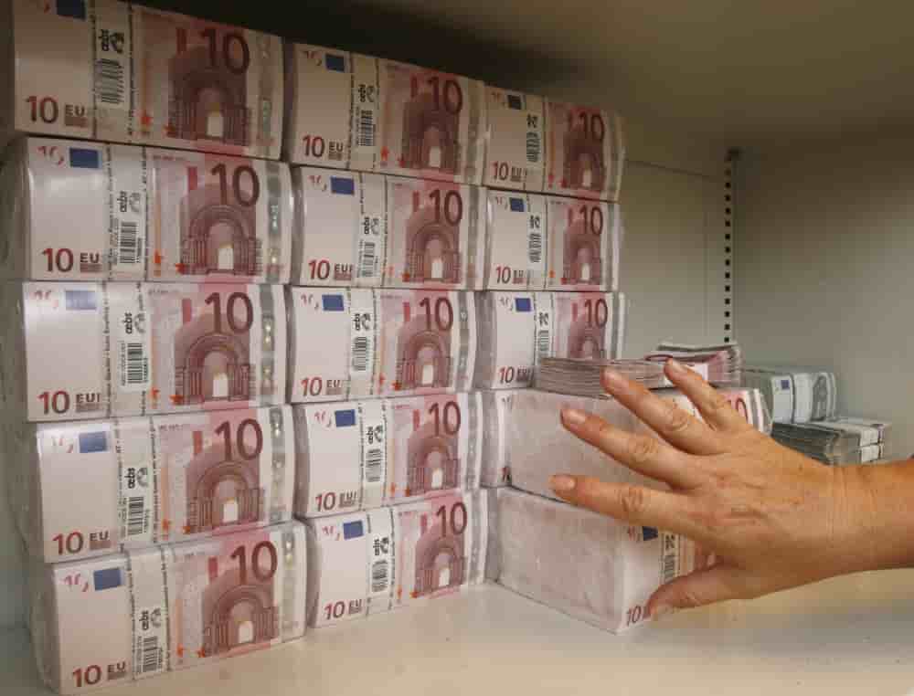 À l'échelle des 27 États membres, l'ABE recense 2.266 banquiers percevant une rémunération supérieure à un million d'euros en 2024.
