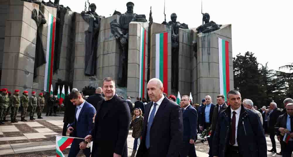 L'ancien président bulgare Rumen Radev participe aux cérémonies organisées à l'occasion de la Journée de la libération de la Bulgarie à Stara Zagora, le 3 mars 2026.
