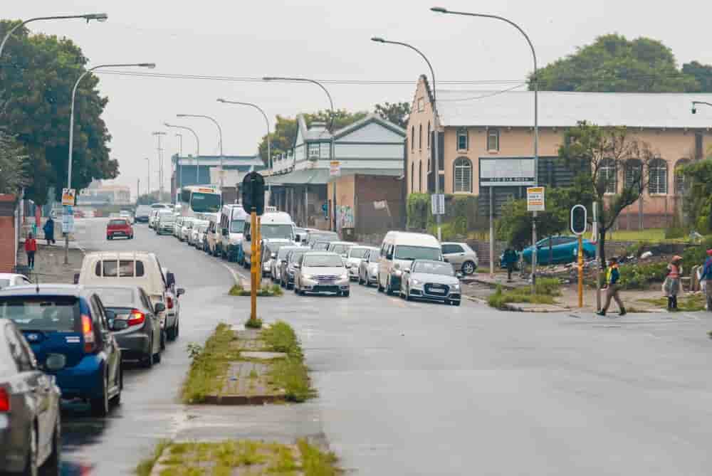 Une avenue de Johannesburg en Afrique du Sud.