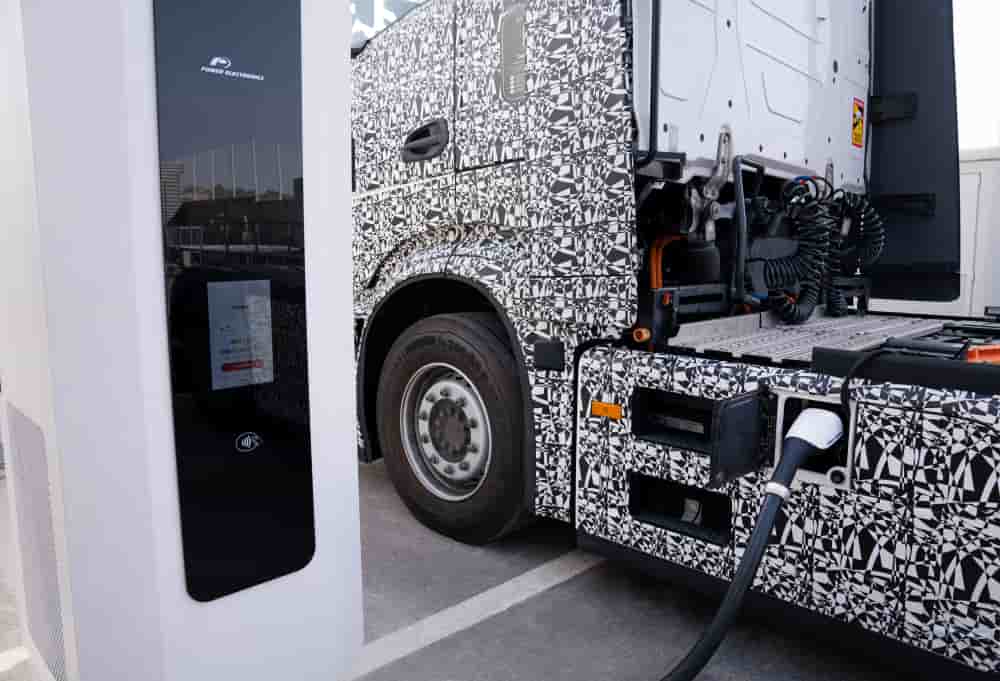 Le gouvernement Lecornu a lancé, jeudi, un plan pour électrifier la France.