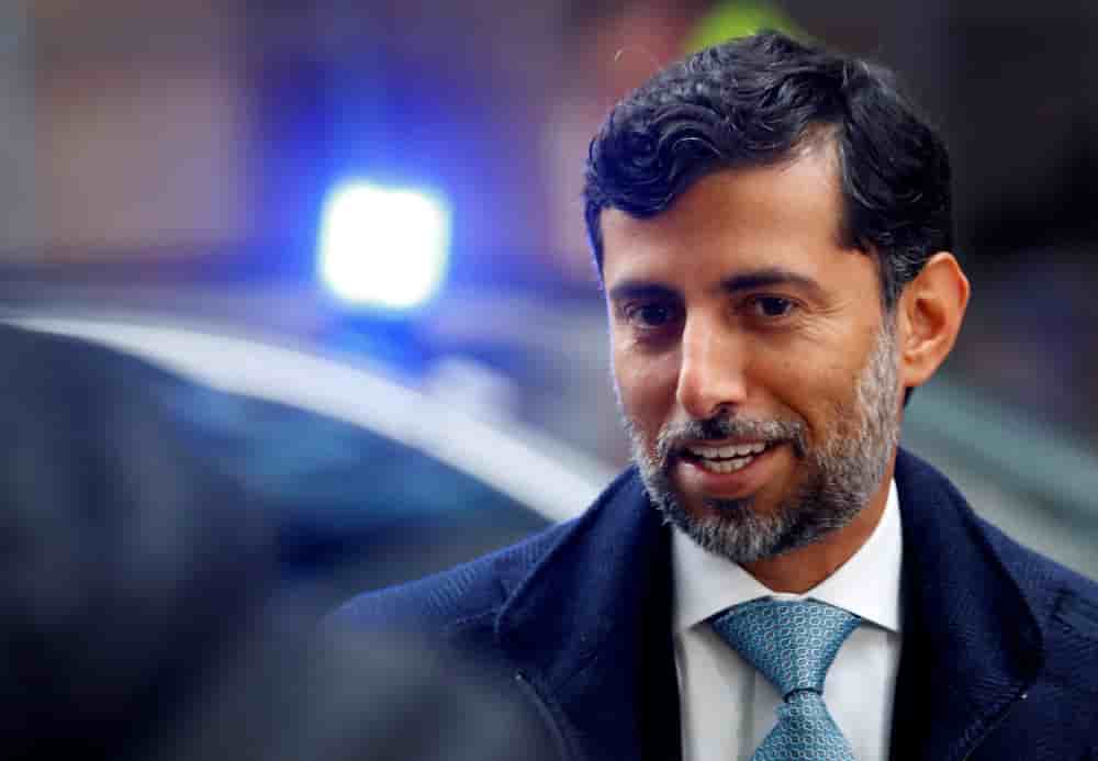 Le ministre du Pétrole des Émirats arabes unis, Suhail Mohamed Al Mazrouei, arrive au siège de l’OPEP à Vienne, en Autriche, le 6 décembre 2019.