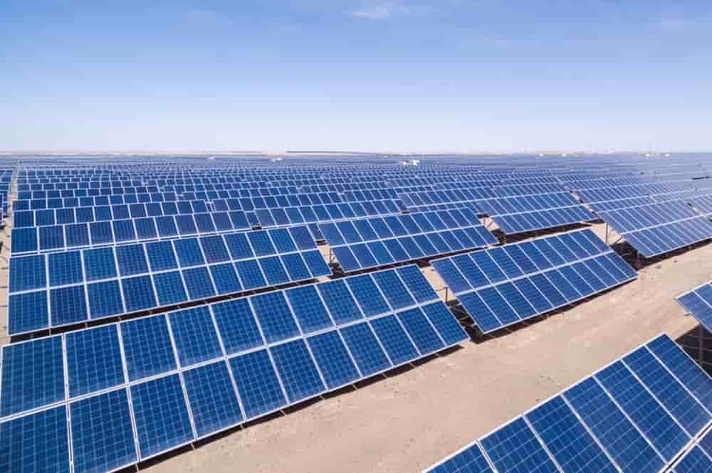 Le parc solaire de Benban, situé près d'Assouan en Égypte.