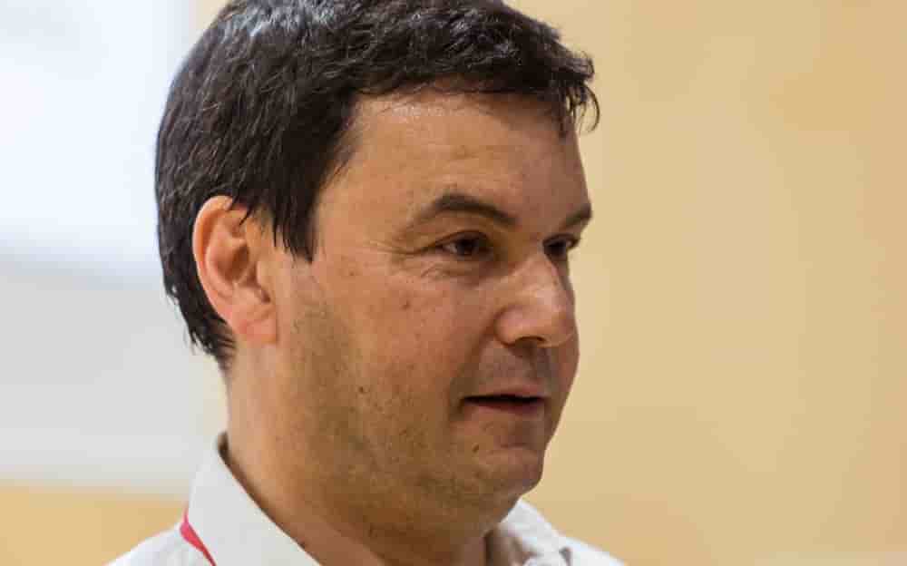 Thomas Piketty est directeur d'études à l'EHESS et professeur d'économie à l'Ecole d'économie de Paris.