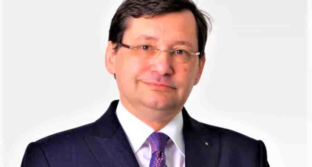 Jean-Luc Ginder est économiste et essayiste.