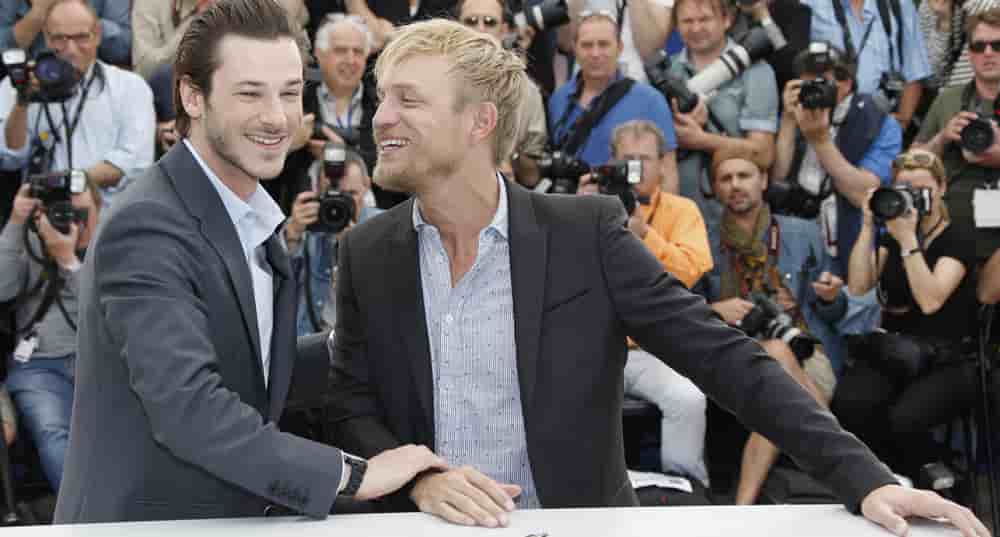 Gaspard Ulliel et Jérémie Renier posent lors du 67e Festival de Cannes, le 17 mai 2014.