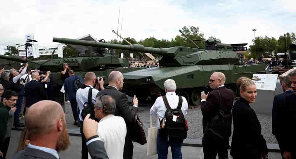 Un tank Leopard 2A-RC 3.0 tank de KNDS à l'édition 2024 d'Eurosatory.
