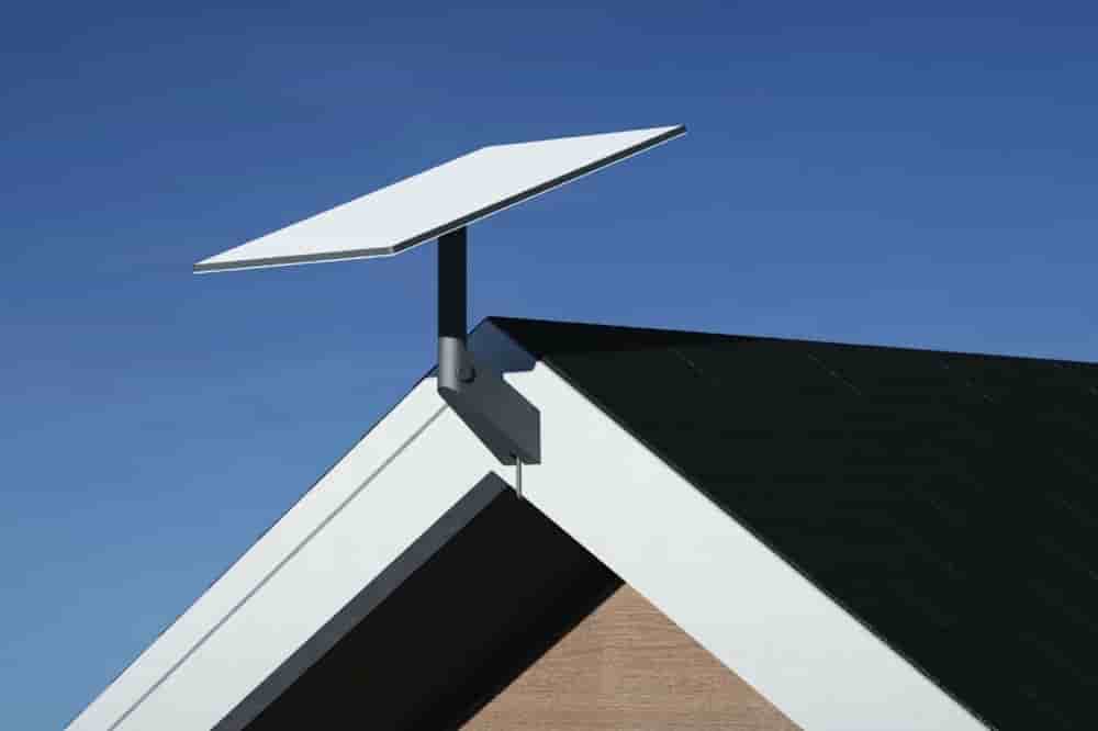 Starlink arrive sur un marché ivoirien déjà structuré mais en quête de solutions pour réduire la fracture d’usage.