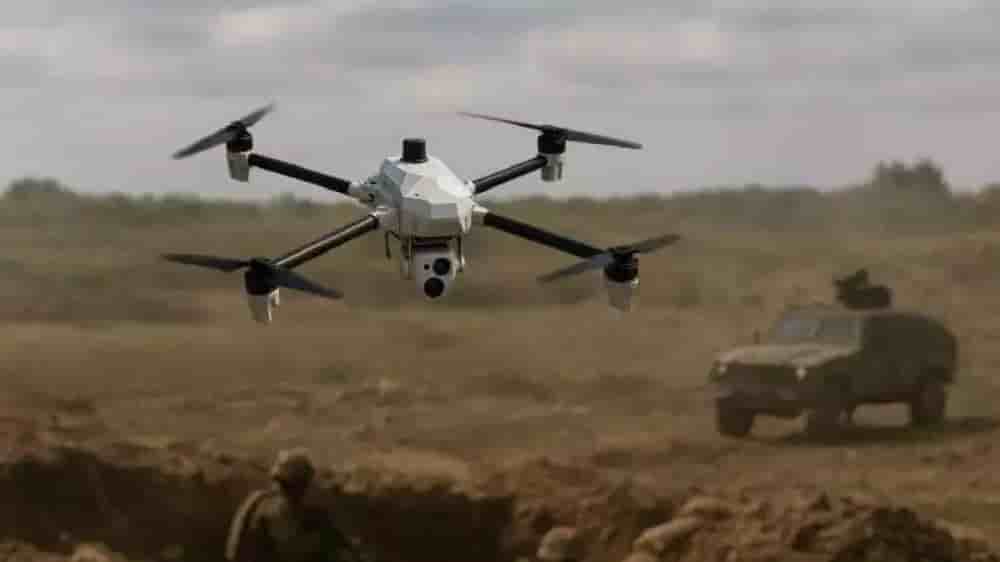 Représentation de la munition téléopérée Damoclès combinant un drone de Delair et une charge de KNDS France.