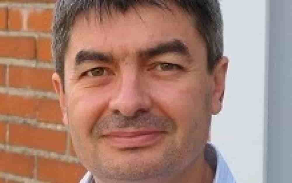Rattaché à l’université Paris-Saclay, Philippe Ciais est directeur associé du Laboratoire des sciences du climat et de l’environnement (LSCE), une structure placée sous la tutelle du CNRS et du Commissariat à l’énergie atomique (CEA).