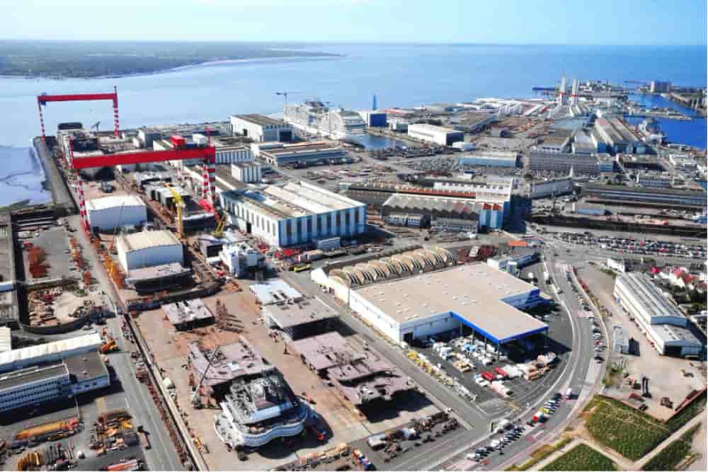À Saint-Nazaire, le Groupe Blondel pilote depuis janvier 2026 la logistique de bord de plusieurs navires en construction sur les Chantiers de l'Atlantique.