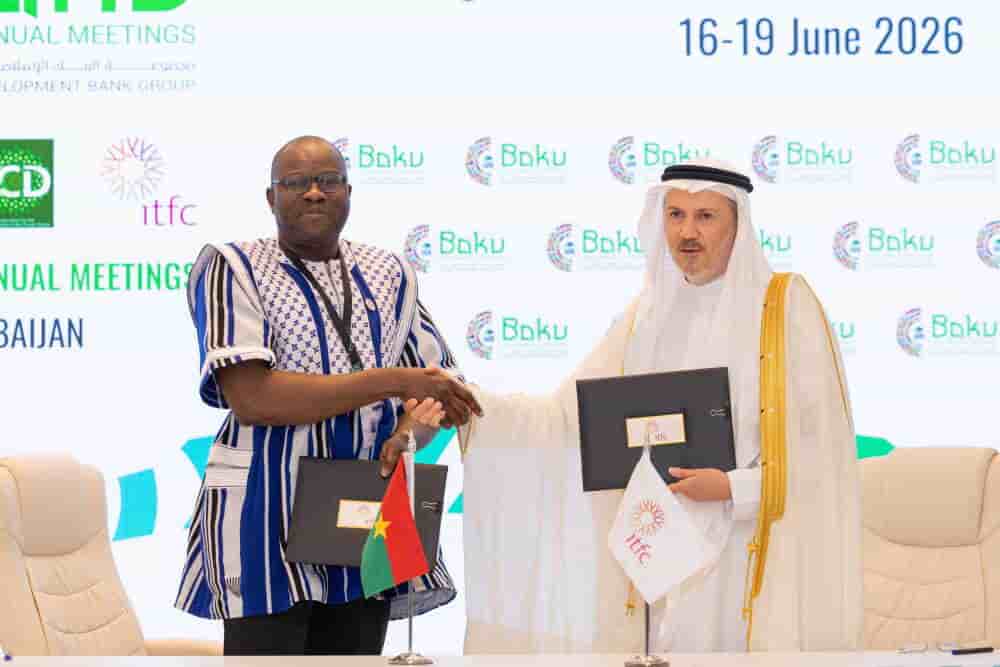 Signature de l’accord cadre Burkina Faso–ITFC à Bakou.
