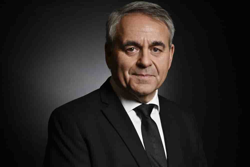 Xavier Bertrand, président LR des Hauts-de-France, appelle à réformer le football professionnel.
