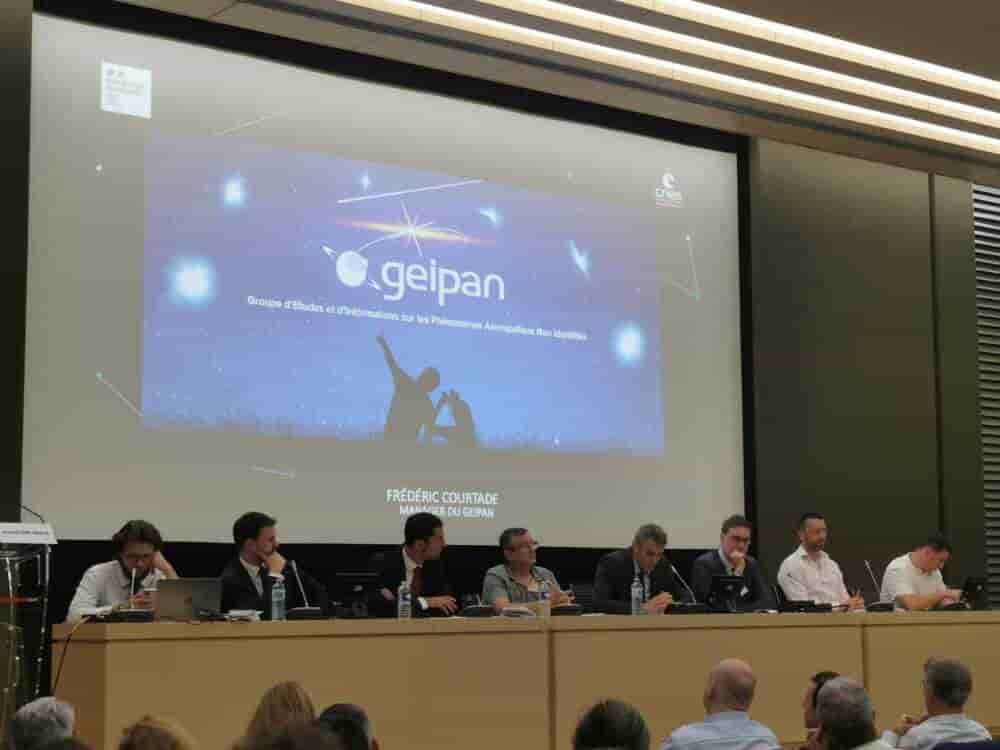Colloque sur les Ovnis au Parlement