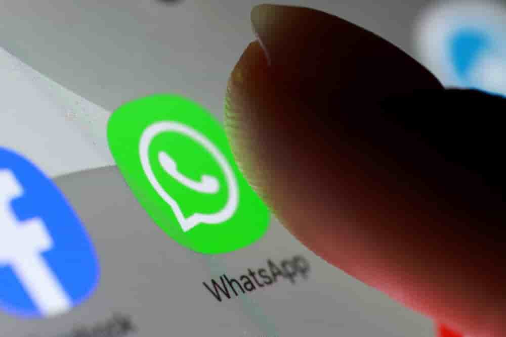 Lors d'un ajout à une discussion de groupe ou de l'envoi d'un premier message, les numéros de téléphone ne seront plus automatiquement visibles.
