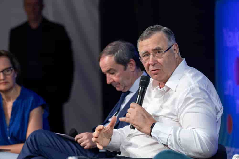 Patrick Pouyanné, Président Directeur Général TotalEnergies et Bernard Fontana, Président-Directeur général d'EDF.