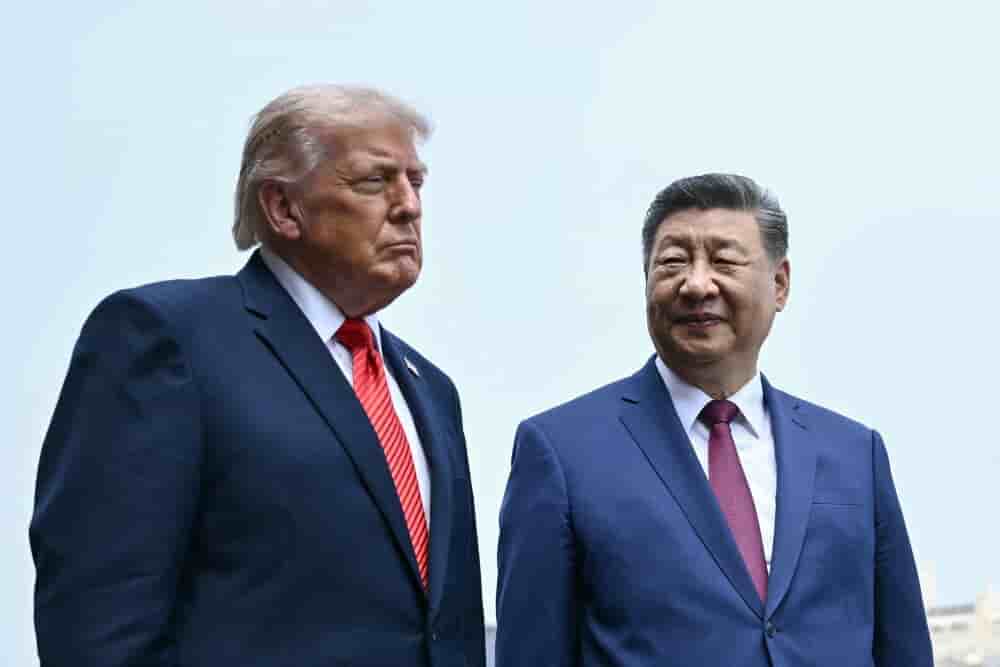 Au-delà de la bataille industrielle, la Chine cherche également à s'imposer comme un acteur central de la régulation mondiale de l'intelligence artificielle.