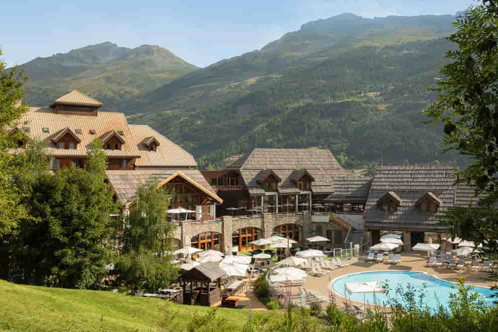 Le Club Med, champion du « all inclusive », se prépare à ouvrir de nouveaux villages pour atteindre la centaine d'ici à 2035.