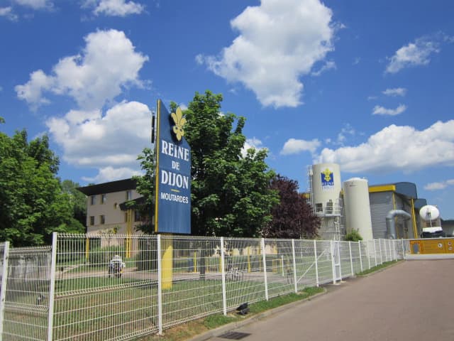 Reine de Dijon se rapproche de l'usine du futur