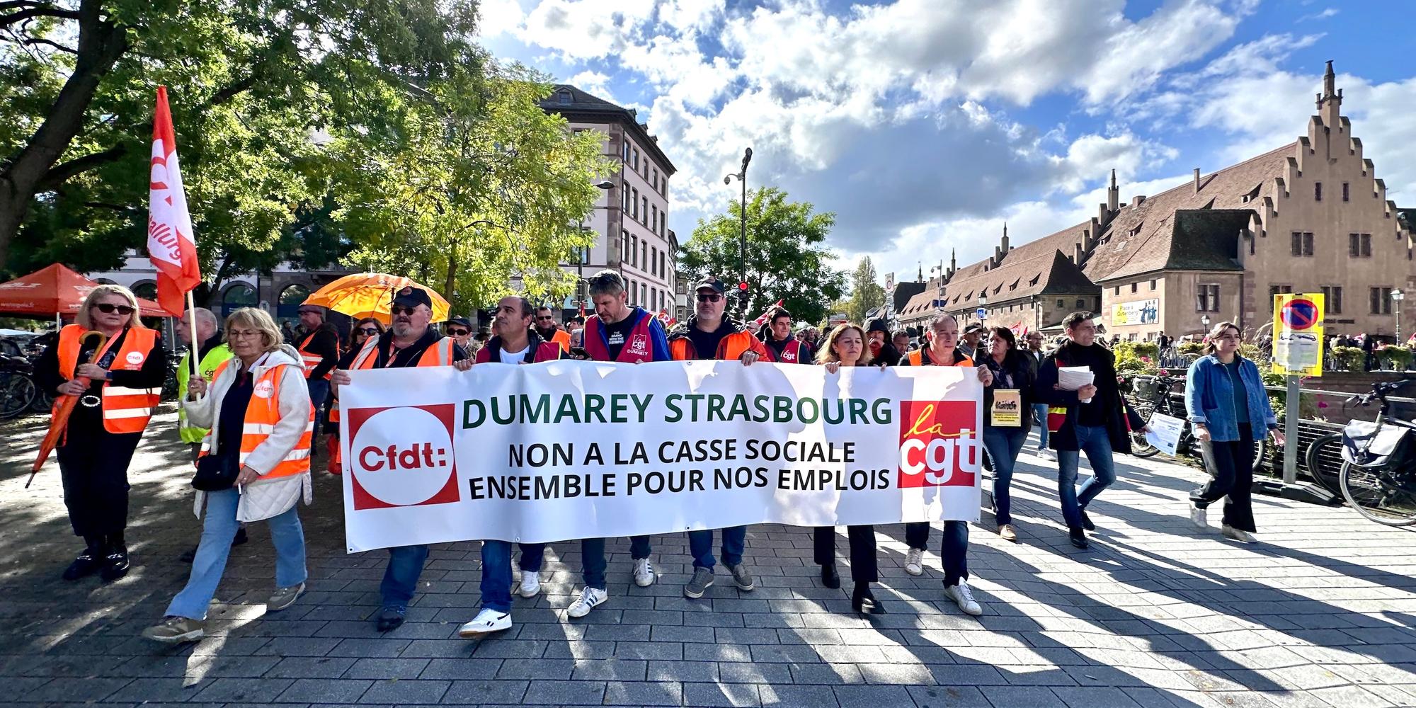 Manifestation des salariés de l'équipementier automobile Dumarey, menacés de licenciement, à Strasbourg, le 28 septembre 2024.