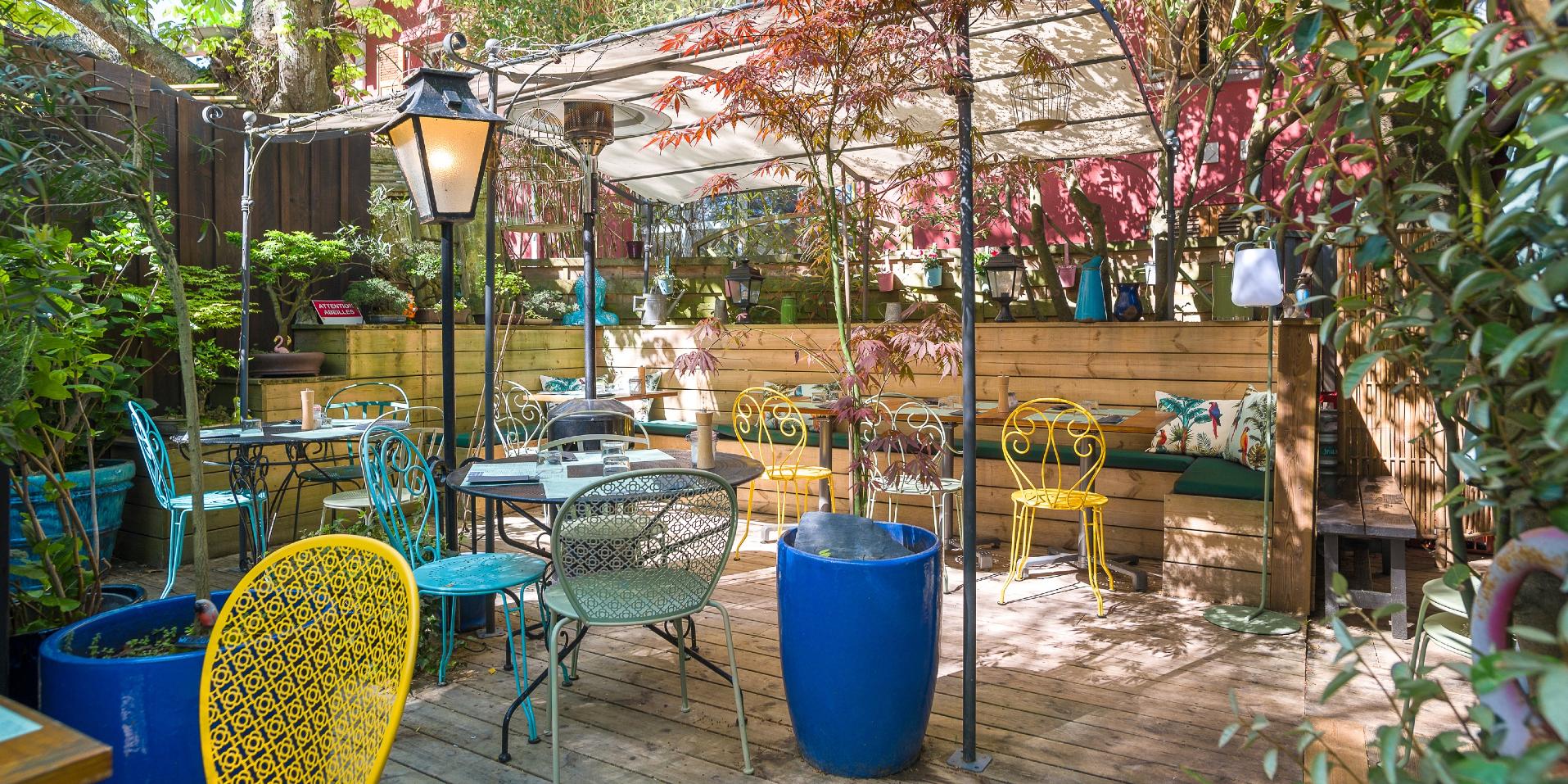 La fréquentation et le panier de moyen du restaurant "Le Jardin", à Arcachon (Gironde) sont en nette baisse pour cette saison estivale 2025.