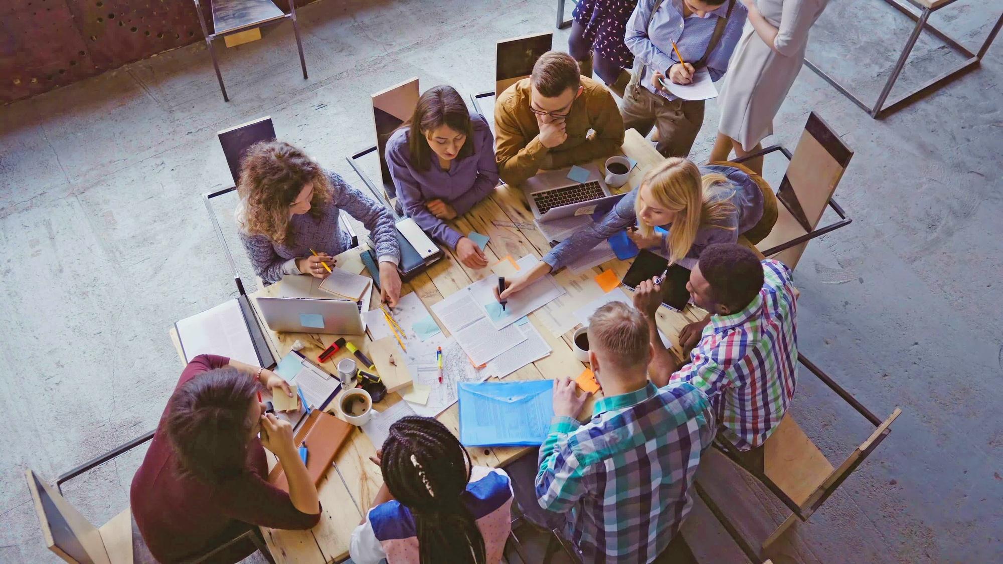 Management, ressources humaines, startup, travail collaboratif, coopération, employés, salariés,