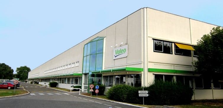 A l'instar de Valéo, plusieurs dizaines de grands compte situés en Ile de France détiennent des établissements en Centre-Val-de-Loire, jouxtant la première région économique française.