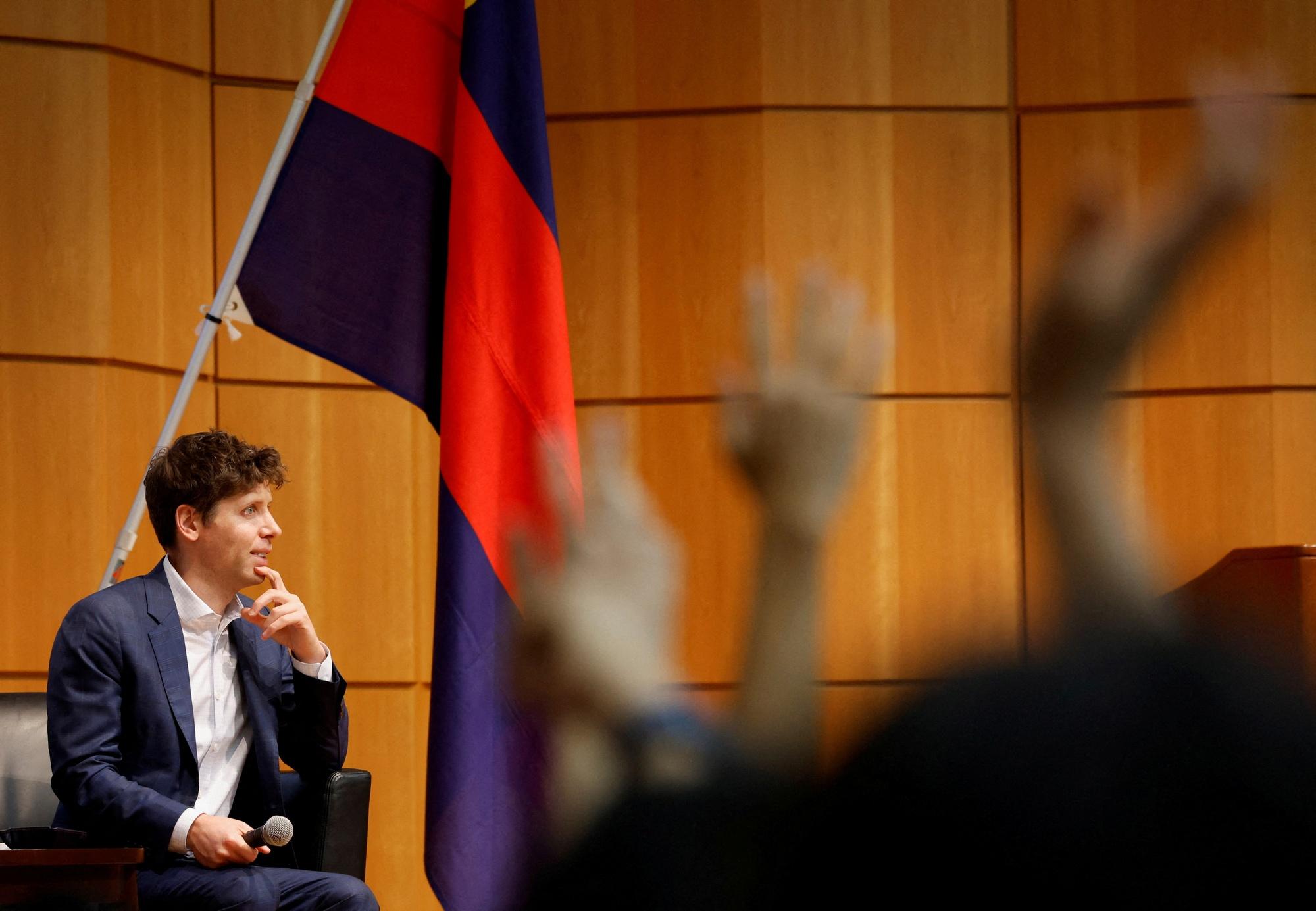 Sam Altman, le PDG d'OpenAI, à Tokyo.
