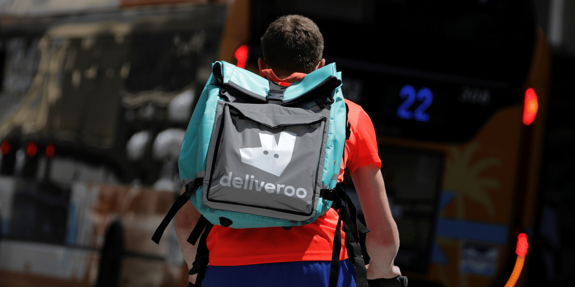 Uber negocie le rachat de deliveroo