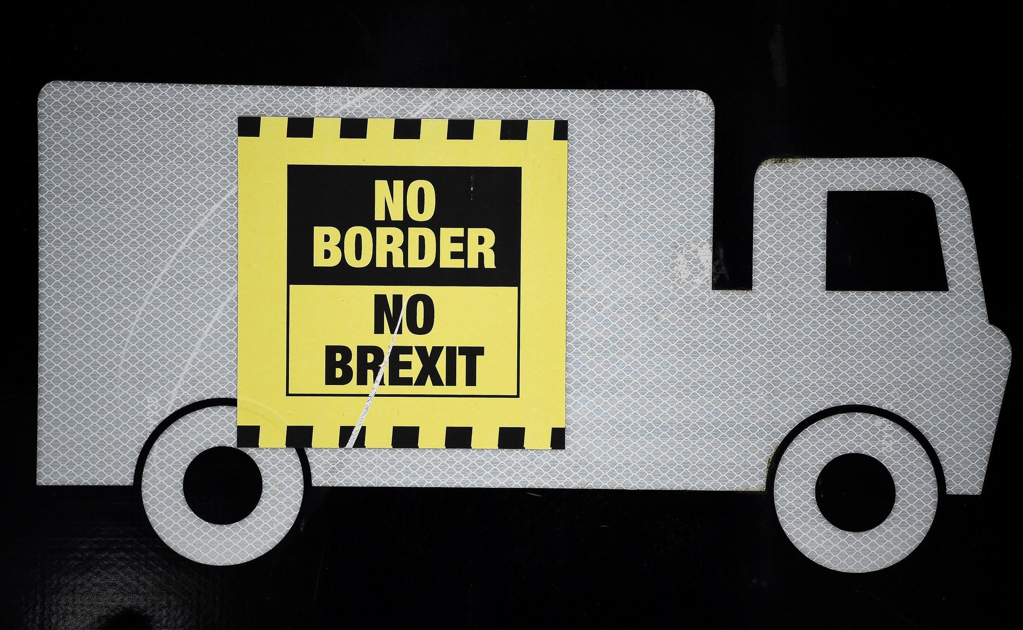 Irlande du Nord, no border, no brexit, trucks, camions,