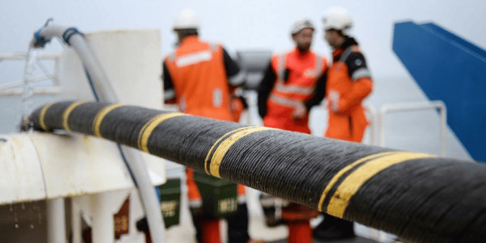 Au total, dans le monde, plus de 430 câbles sous-marins sont en service, selon le centre de recherche Telegeography.