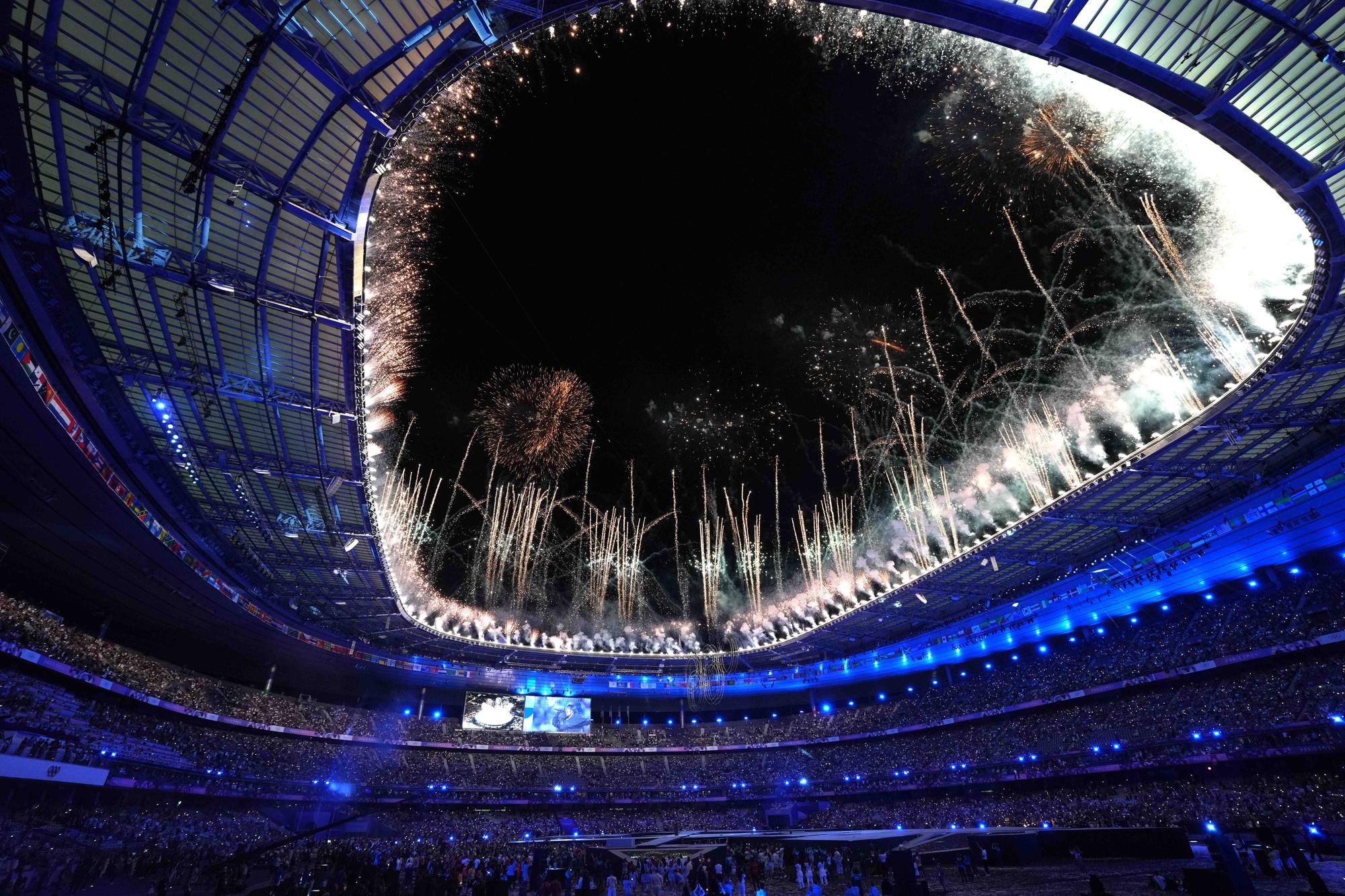 La cérémonie de clôture des JO de Paris 2024, au Stade de France.