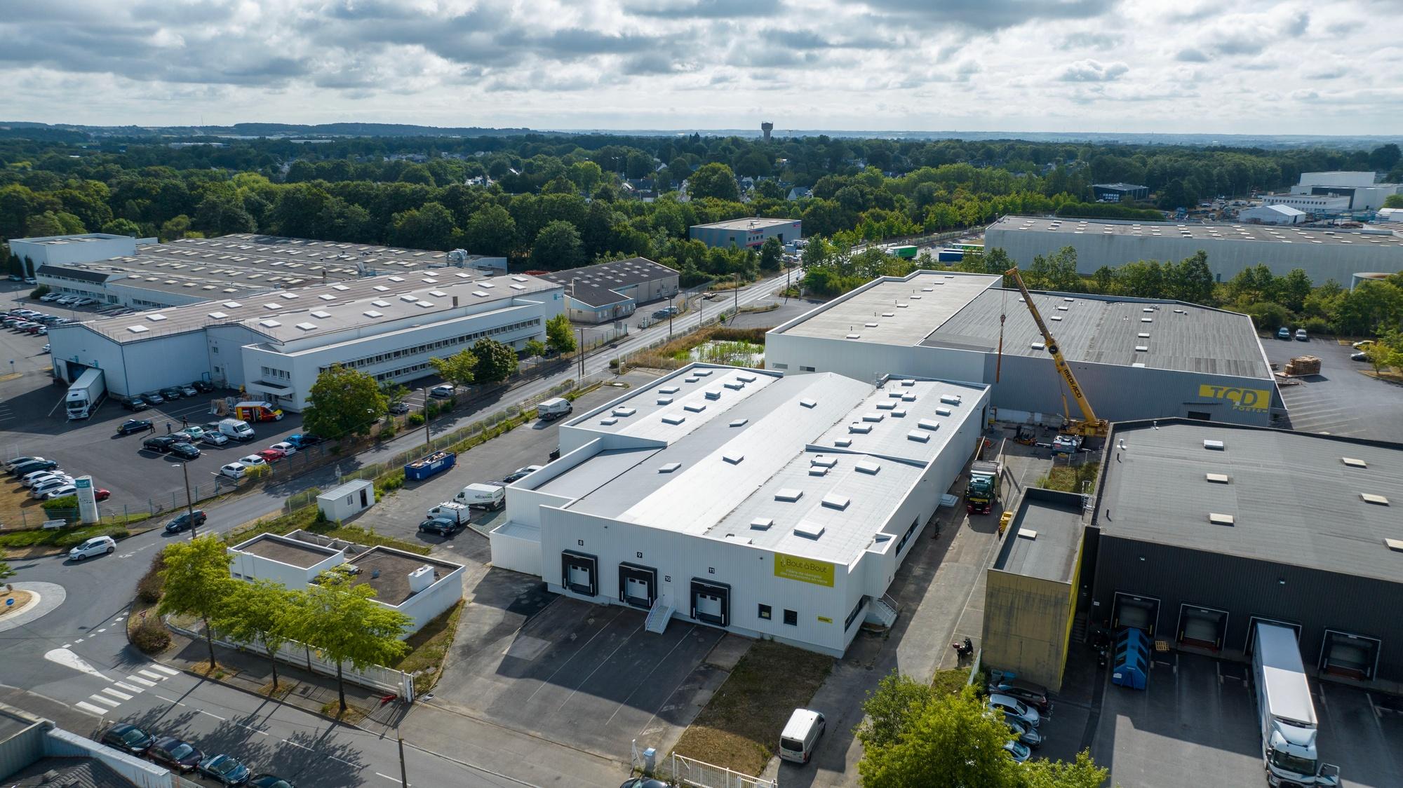 Bout' à Bout' a inauguré mardi 17 octobre son usine de lavage de bouteilles en verre de 2.500 mètres carrés, la plus grande de France.