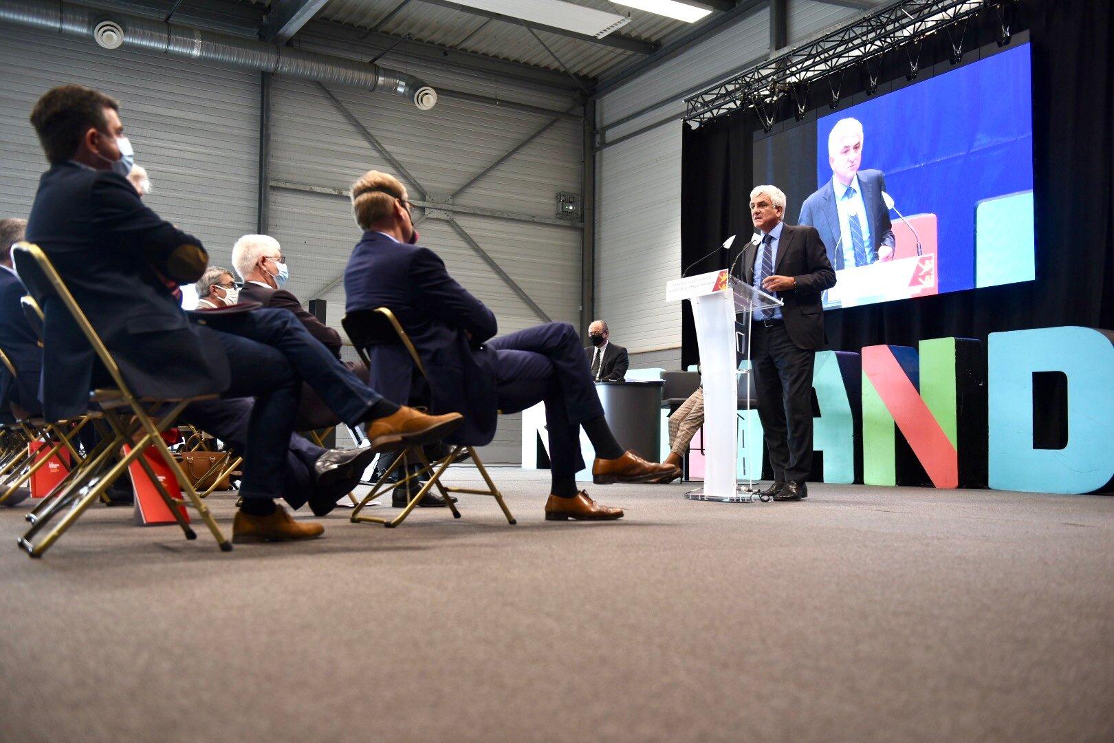 Hervé Morin présente le plan "Normandie Relance"