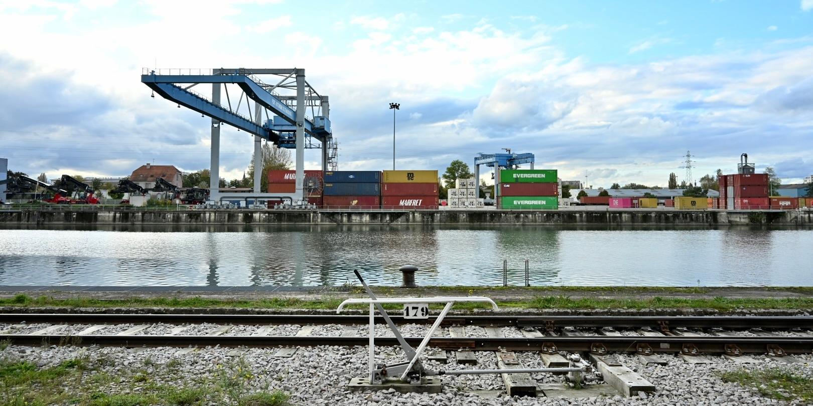 Le port autonome de Strasbourg investira 70 millions d'euros dans l'aménagement d'un second terminal ferroviaire.