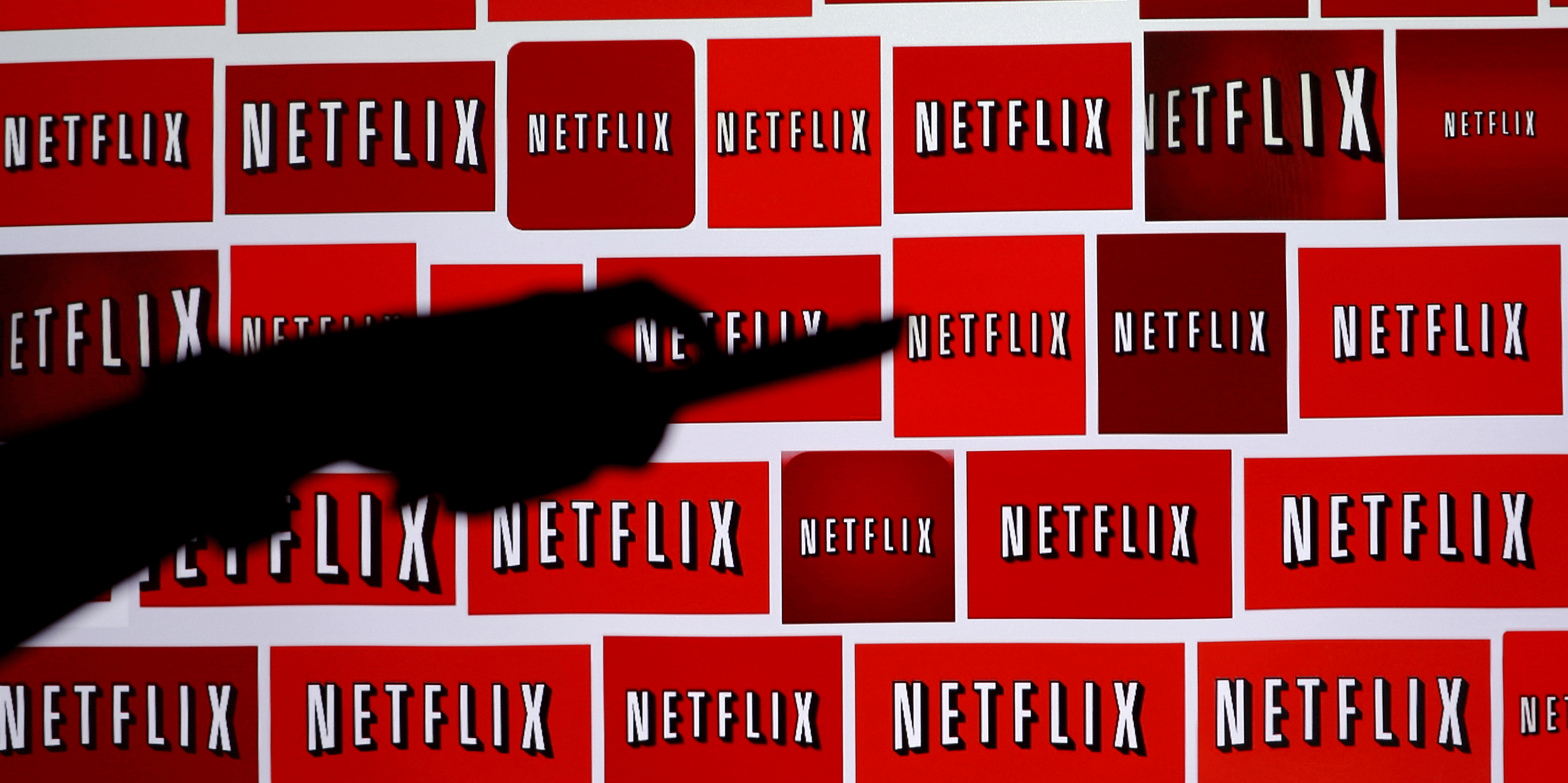 Netflix et amazon devront financer l'audiovisuel europeen