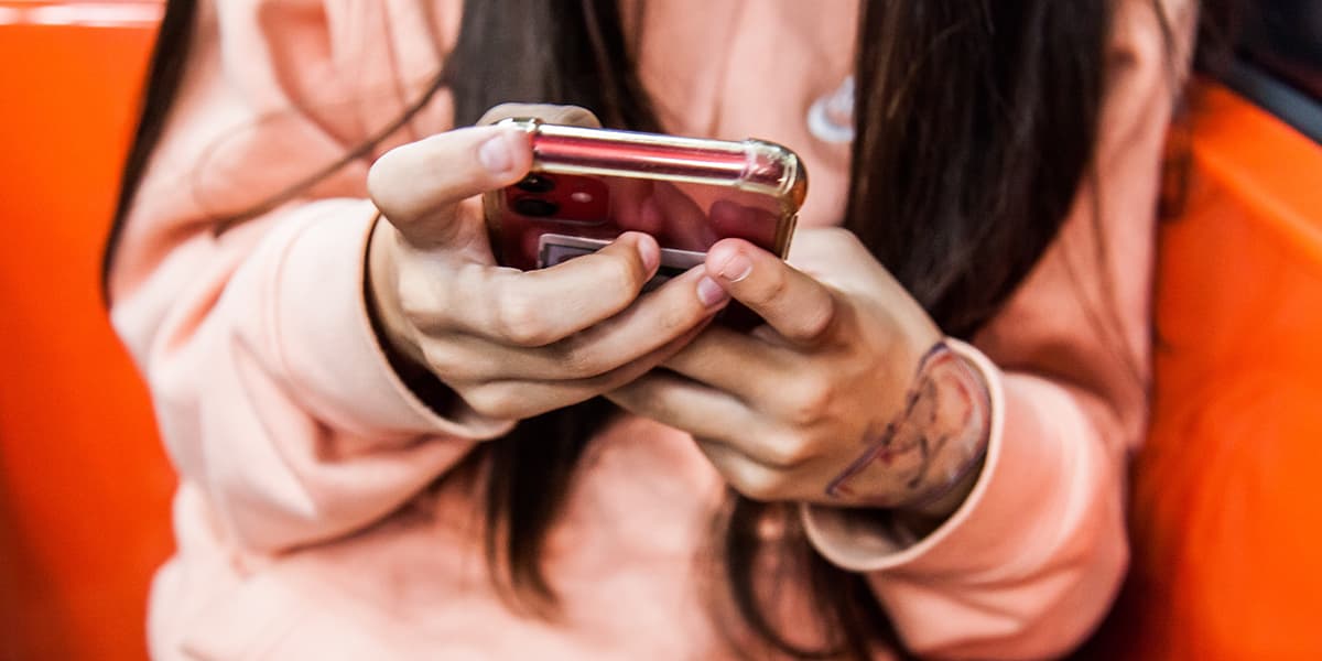 Réseaux sociaux pour les mineurs.