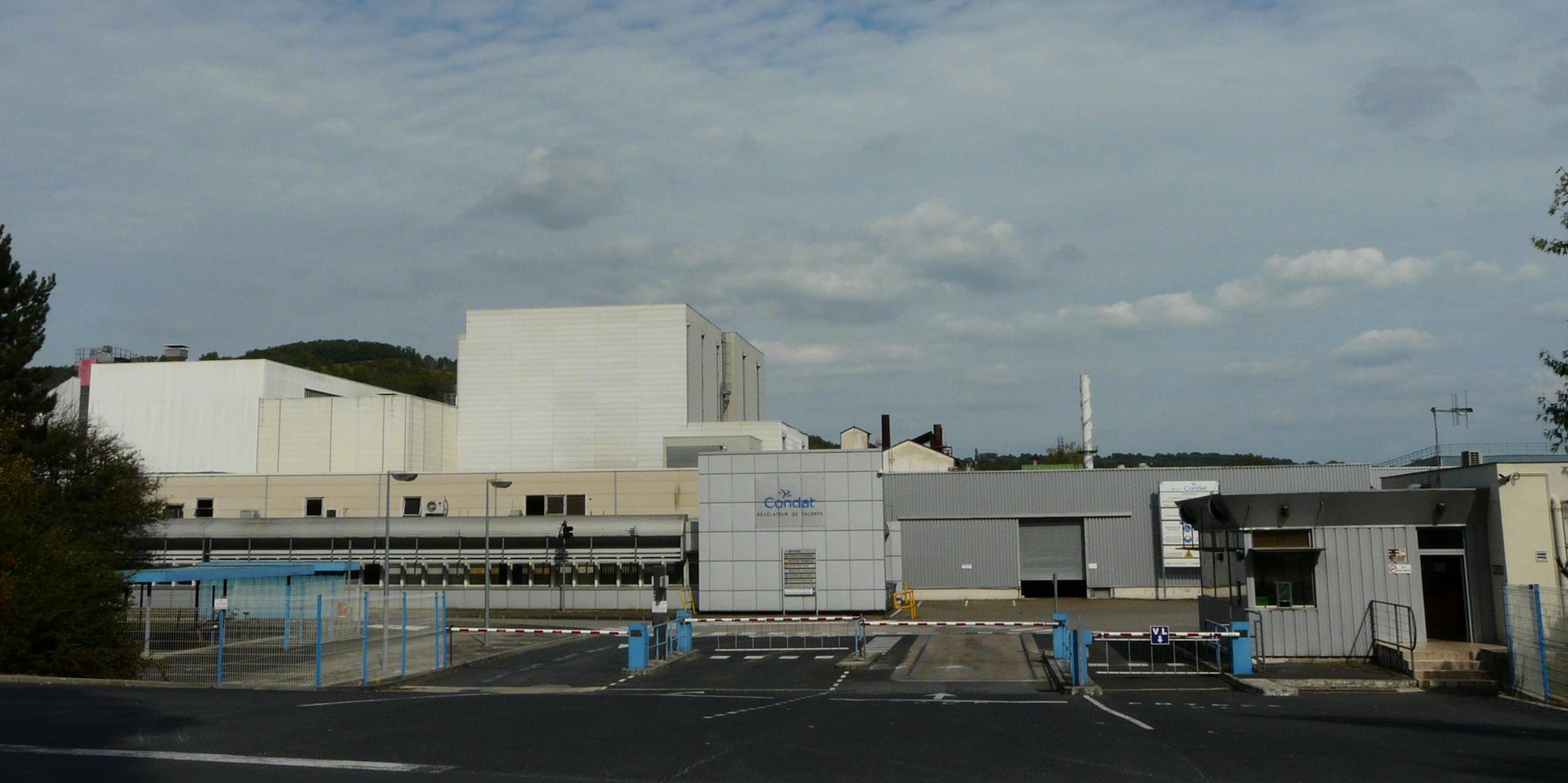 Actif depuis 1907, le site des papeteries de Condat a compté jusqu’à 1 200 salariés, soit le premier employeur privé de la Dordogne avant les années 2000.