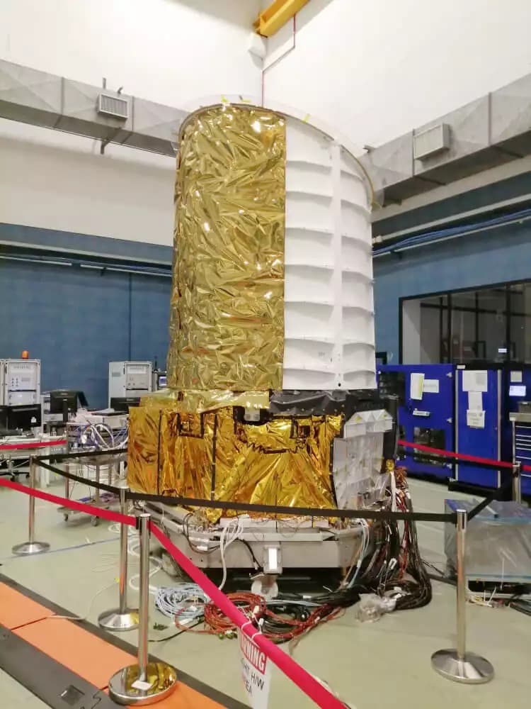Euclid dans une salle blanche de Thales Alenia Space à Turin, en janvier 2022.