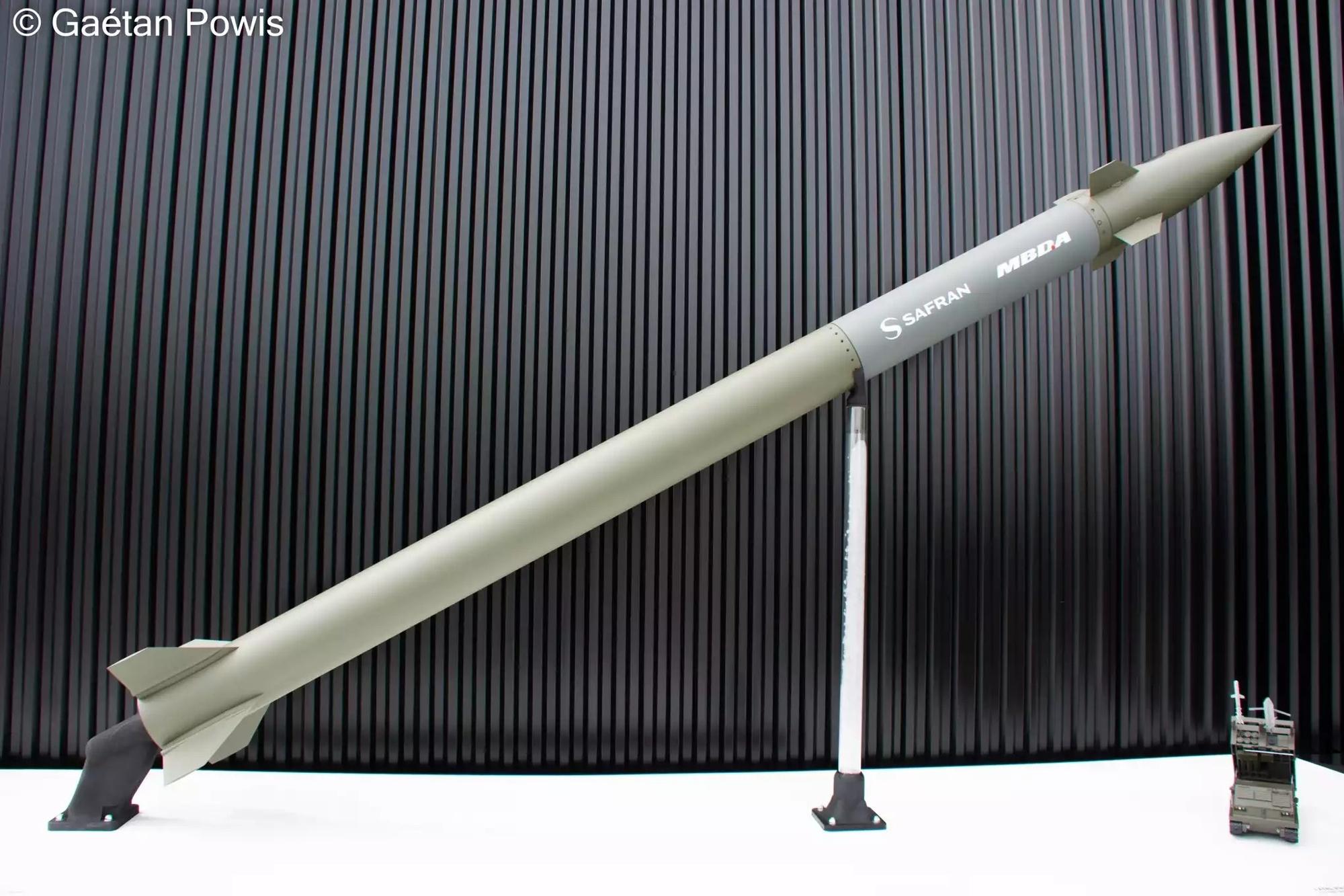 Projet de roquette Thundart de Safran et MBDA lors du salon Eurosatory 2024.