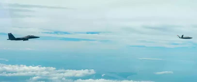 686e4e0247999