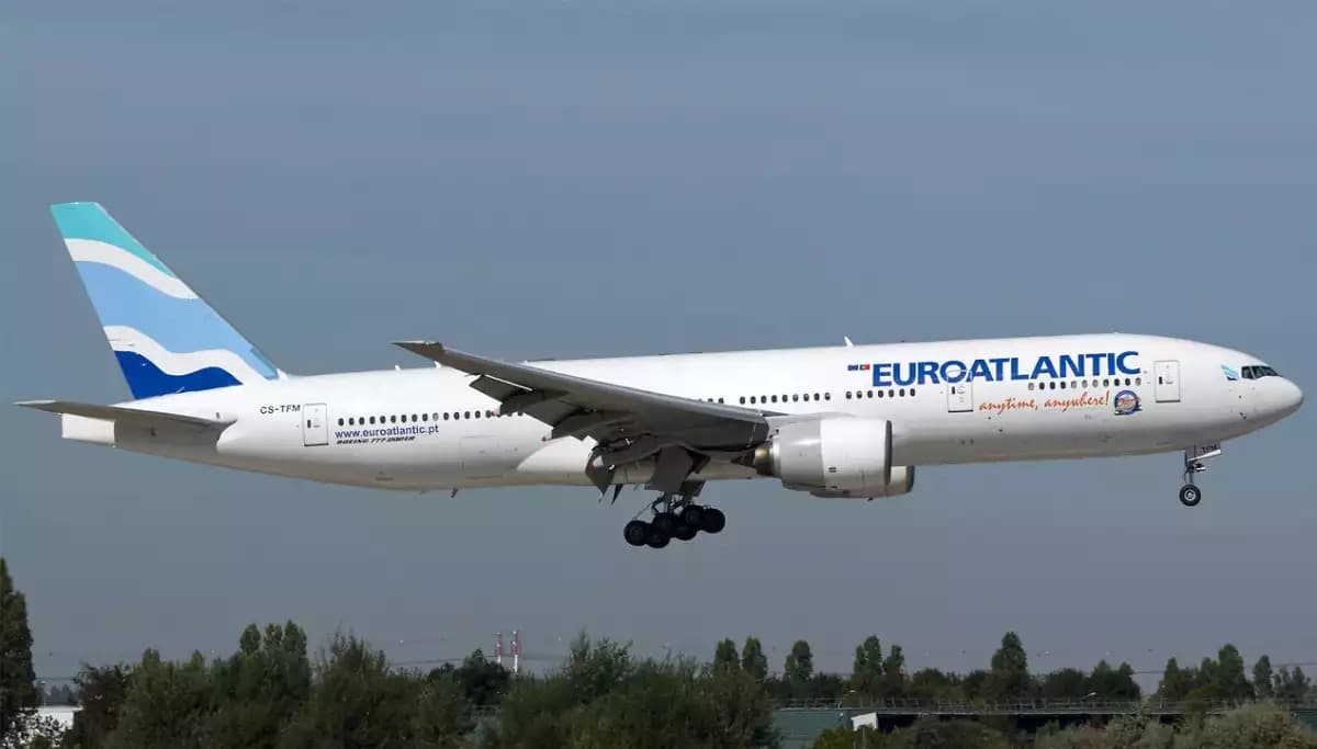 B777