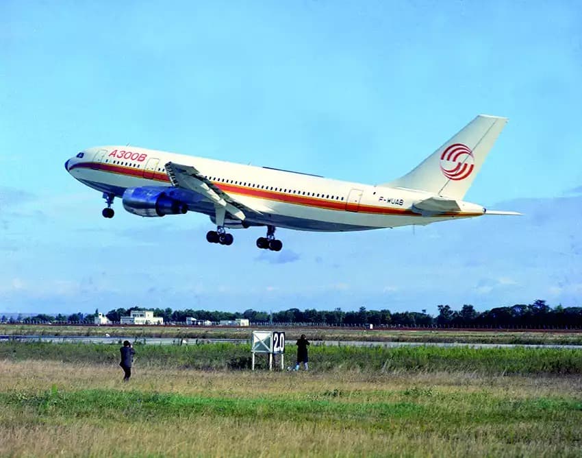 Le premier vol de l’Airbus A300B1 intervient le 28 octobre 1972@Airbus