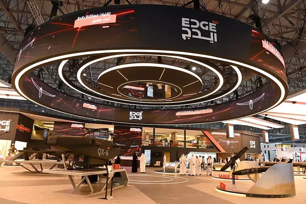 EDGE-Displays-60-Products-on-Show-Debut