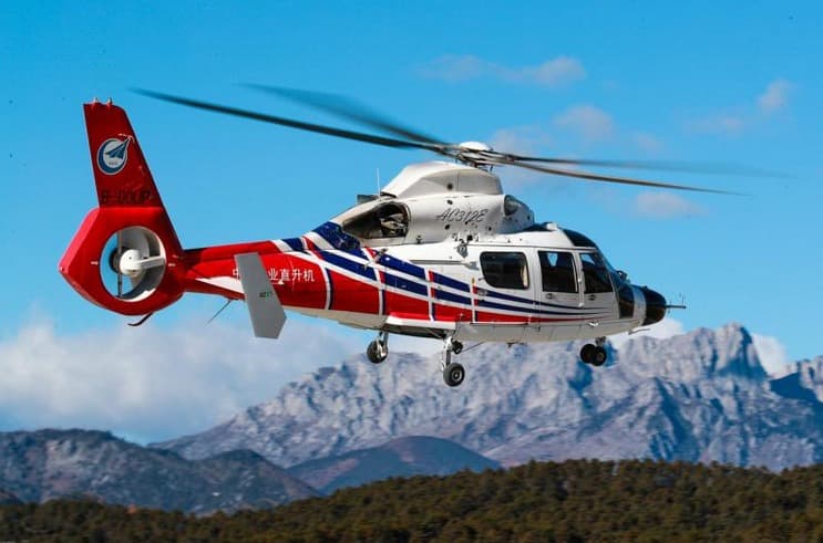 Avicopter AC312E.