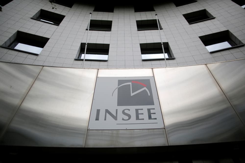 La dette a augmenté de 75,6 milliards d’euros par rapport au quatrième trimestre 2025, où le ratio de dette publique était de 115,7 % du PIB, selon l’Insee.