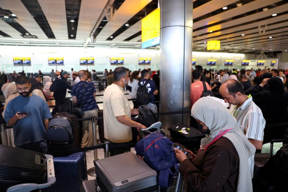 Une cyberattaque a provoqué d'importants retards à Londres-Heathrow et d'autres aéroports européens.