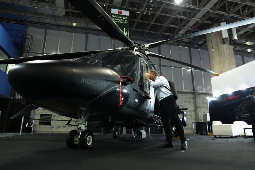 L'hélicoptère AW169, proposé par Leonardo.